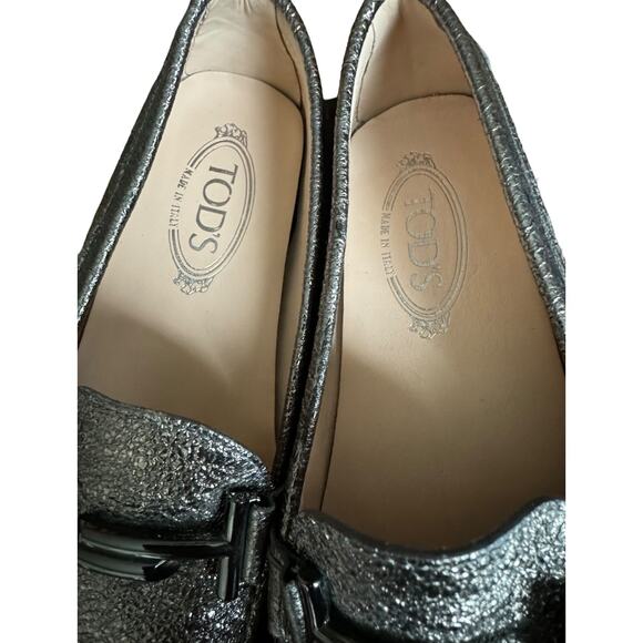 TOD'S Double T metallic cracked-leather loafers with dust bag size 9 (39) - Picture 9 of 13
